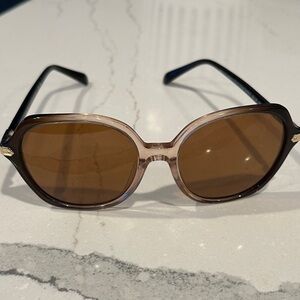 Coach HC 8377U 540013 Sunglasses